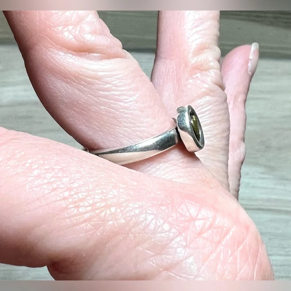Vintage Artisan (FF) Sterling Silver & Gold Modernist Shadowbox Heart Ring